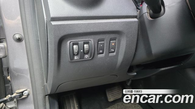 Renault Korea QM3 2017 — photo 16