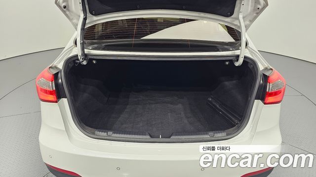 Kia K3 2013 — photo 26