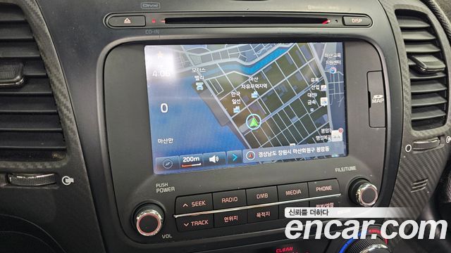 Kia K3 2013 — photo 16