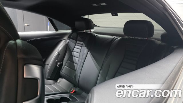 Mercedes-Benz E-Class 2021 — photo 18