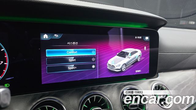 Mercedes-Benz E-Class 2021 — photo 33