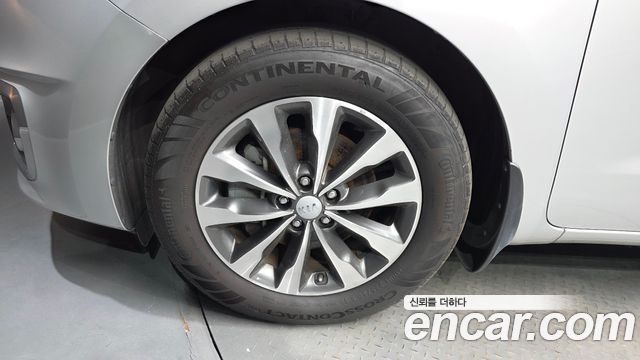 Kia Canival 2018 — photo 5