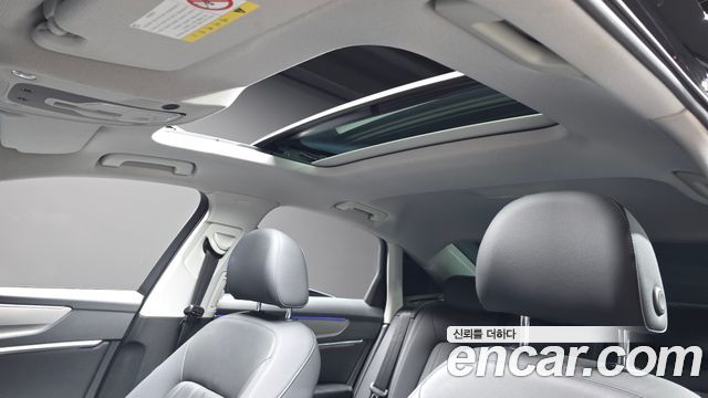 Audi A6 2020 — photo 18