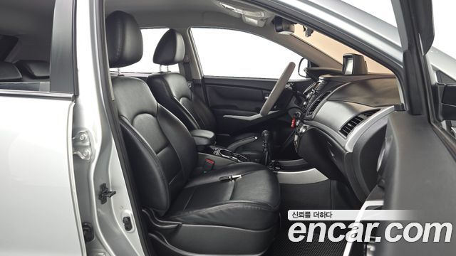 KG Mobility KORANDO 2015 — photo 17