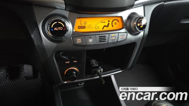 KG Mobility KORANDO 2015 — photo 23