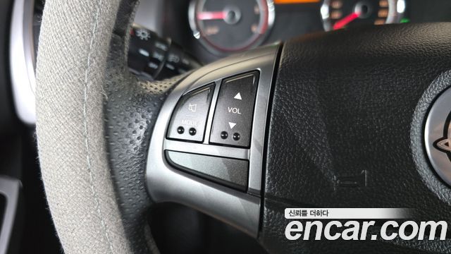 KG Mobility KORANDO 2015 — photo 31