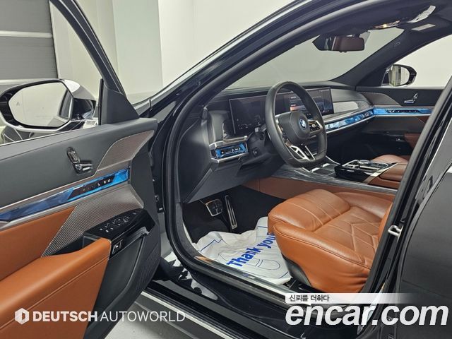 BMW i7 2024 — photo 11