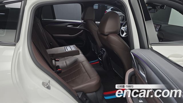 BMW X4 2020 — photo 17