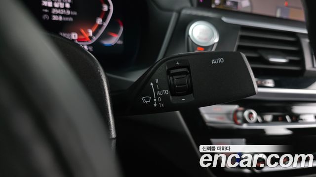 BMW X4 2020 — photo 26