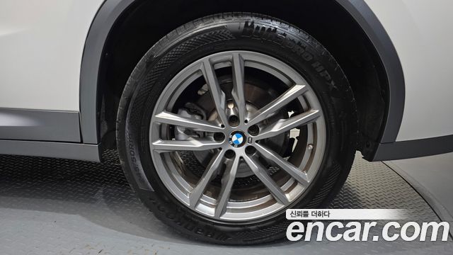BMW X4 2020 — photo 7