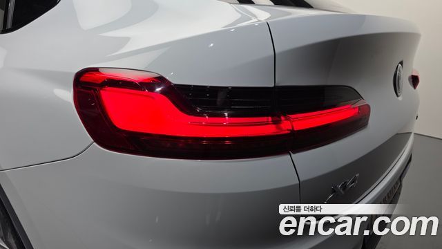 BMW X4 2020 — photo 9