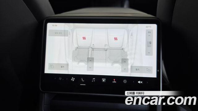 Tesla Model Y 2025 — photo 32