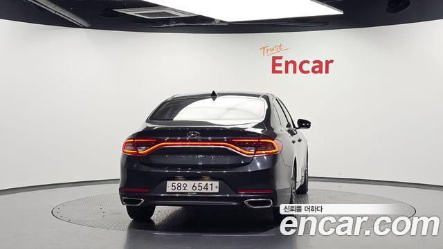 Hyundai Grandeur 2018 — photo 4