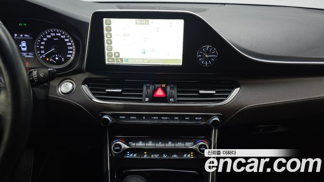 Hyundai Grandeur 2018 — photo 14