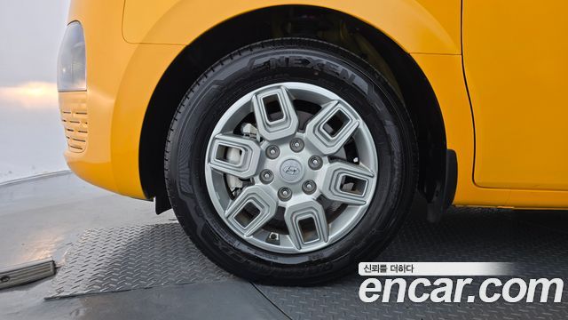 Hyundai Staria 2024 — photo 5