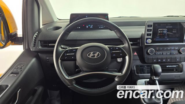 Hyundai Staria 2024 — photo 18