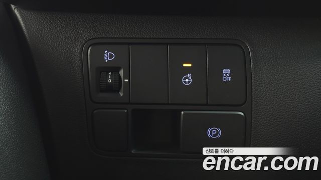 Hyundai Staria 2024 — photo 23