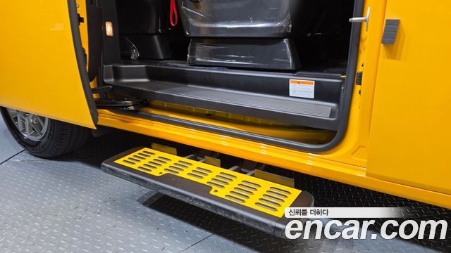 Hyundai Staria 2024 — photo 25