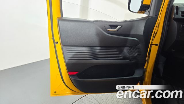 Hyundai Staria 2024 — photo 14
