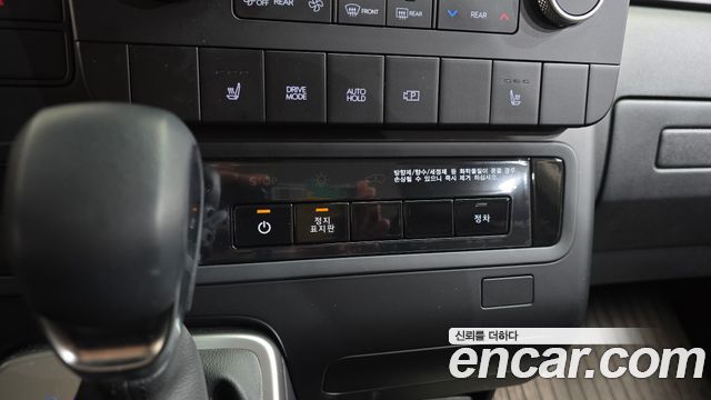 Hyundai Staria 2024 — photo 30