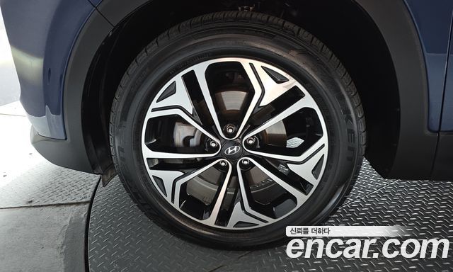 Hyundai Santafe 2019 — photo 5