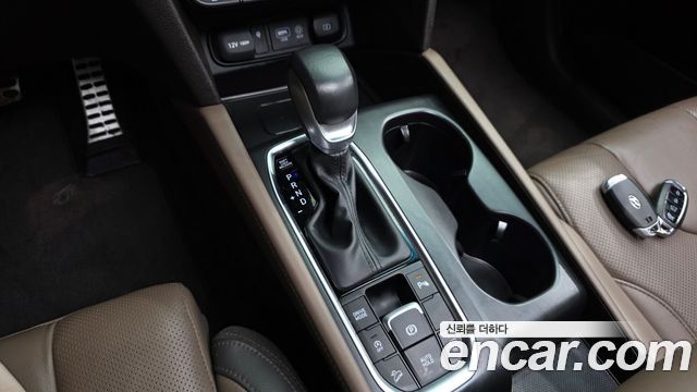 Hyundai Santafe 2019 — photo 12