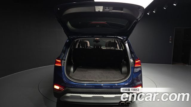 Hyundai Santafe 2019 — photo 26