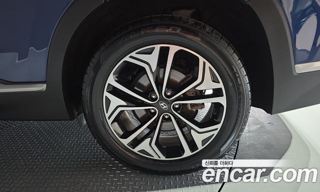 Hyundai Santafe 2019 — photo 7