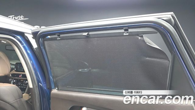 Hyundai Santafe 2019 — photo 27