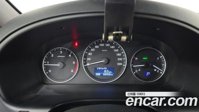 Hyundai Starex 2019 — photo 11