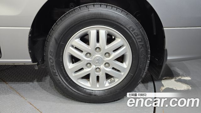 Hyundai Starex 2019 — photo 7
