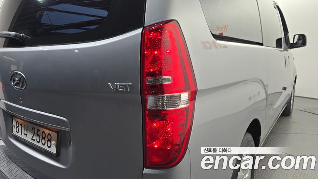 Hyundai Starex 2019 — photo 9