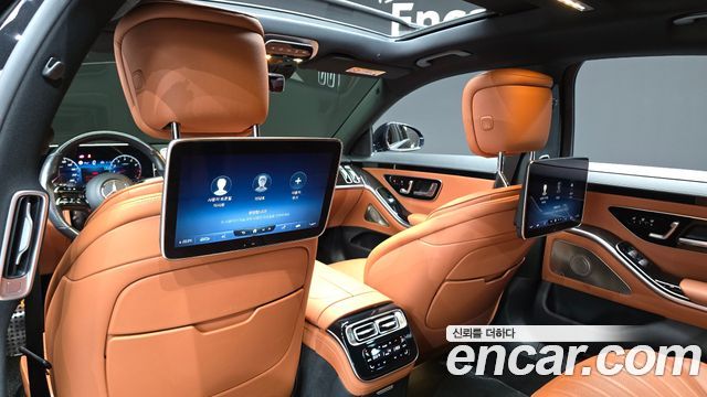 Mercedes-Benz S-Class 2022 — photo 17