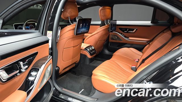 Mercedes-Benz S-Class 2022 — photo 18