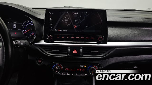 Kia K3 2022 — photo 20