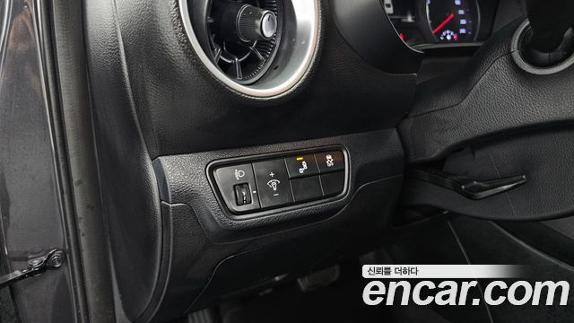 Kia K3 2022 — photo 24