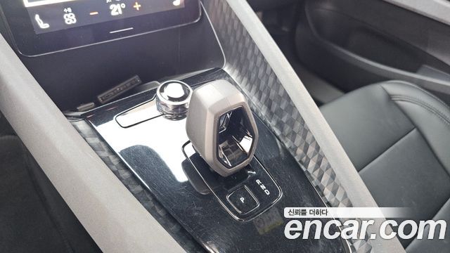 Polestar Polestar 2 2023 — photo 12