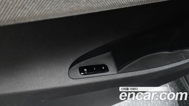 Polestar Polestar 2 2023 — photo 22