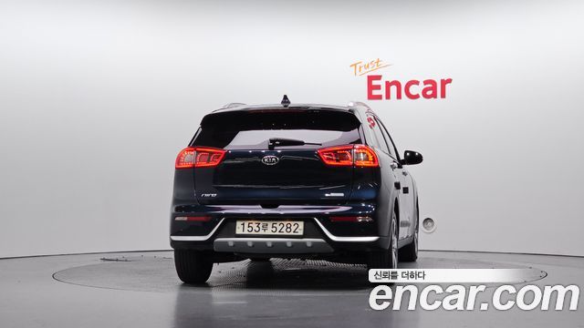 Kia Niro 2018 — photo 4
