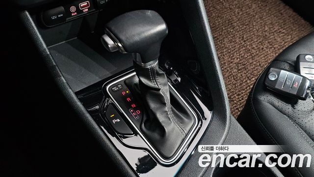 Kia Niro 2018 — photo 12