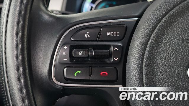 Kia Niro 2018 — photo 26