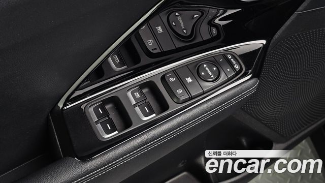 Kia Niro 2018 — photo 31