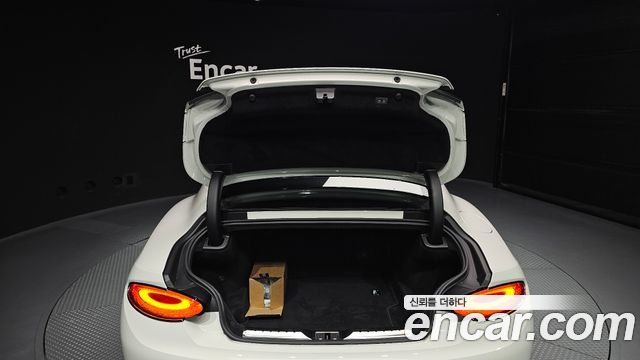 Bentley Continental 2023 — photo 26