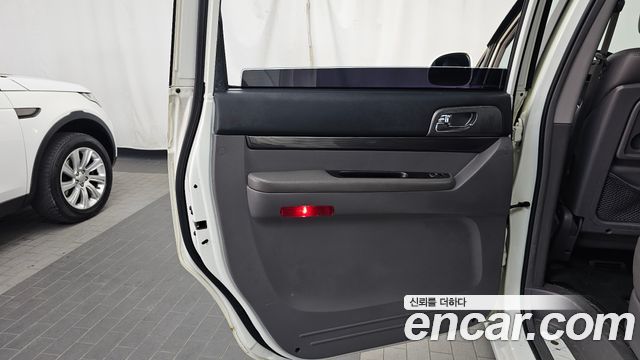 KG Mobility KORANDO 2015 — photo 15