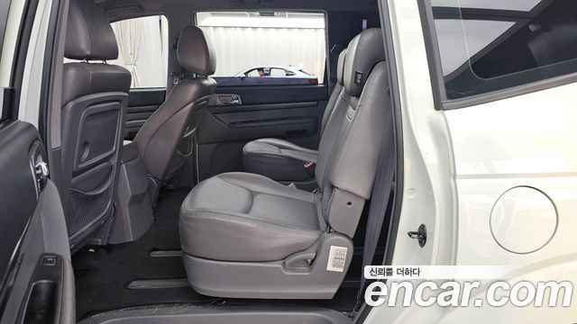 KG Mobility KORANDO 2015 — photo 16