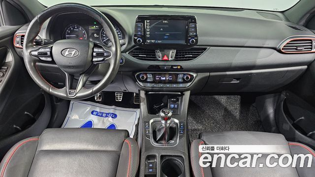Hyundai i30 2020 — photo 10