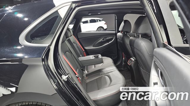 Hyundai i30 2020 — photo 17