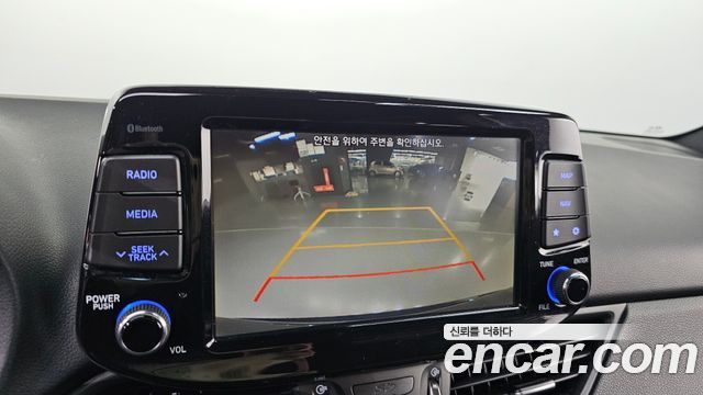 Hyundai i30 2020 — photo 21