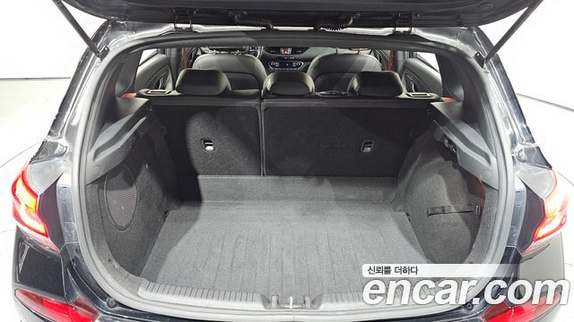 Hyundai i30 2020 — photo 22