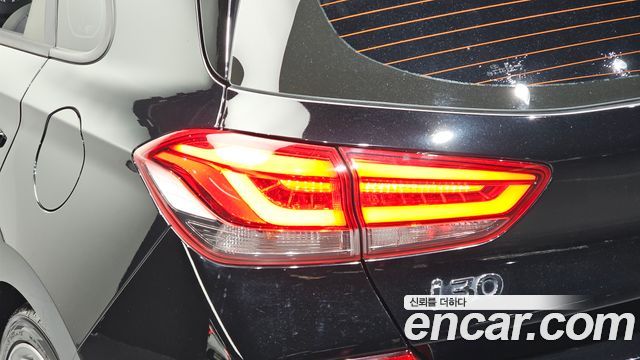 Hyundai i30 2020 — photo 9